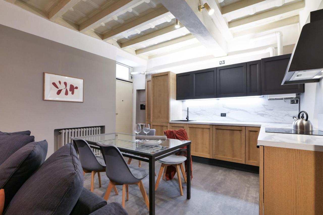 Contempora Apartments - Ampio Monolocale Medici 7 Milan Exterior photo